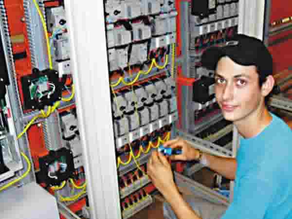 Eletricista Roberto foto 5