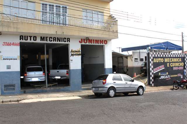 Imagens do Auto Mecnica e Guincho Juninho, bairro Vila Marcelino - So Carlos